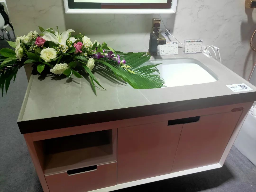 高定風口下，巖板是否會成為瓷磚行業進軍定制家居產業的“殺手锏”？(圖11)